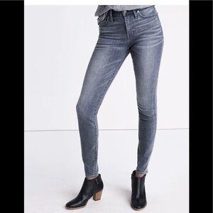 Madewell 9" High-Rise Skinny Jeans in Shaw Wash Size 24